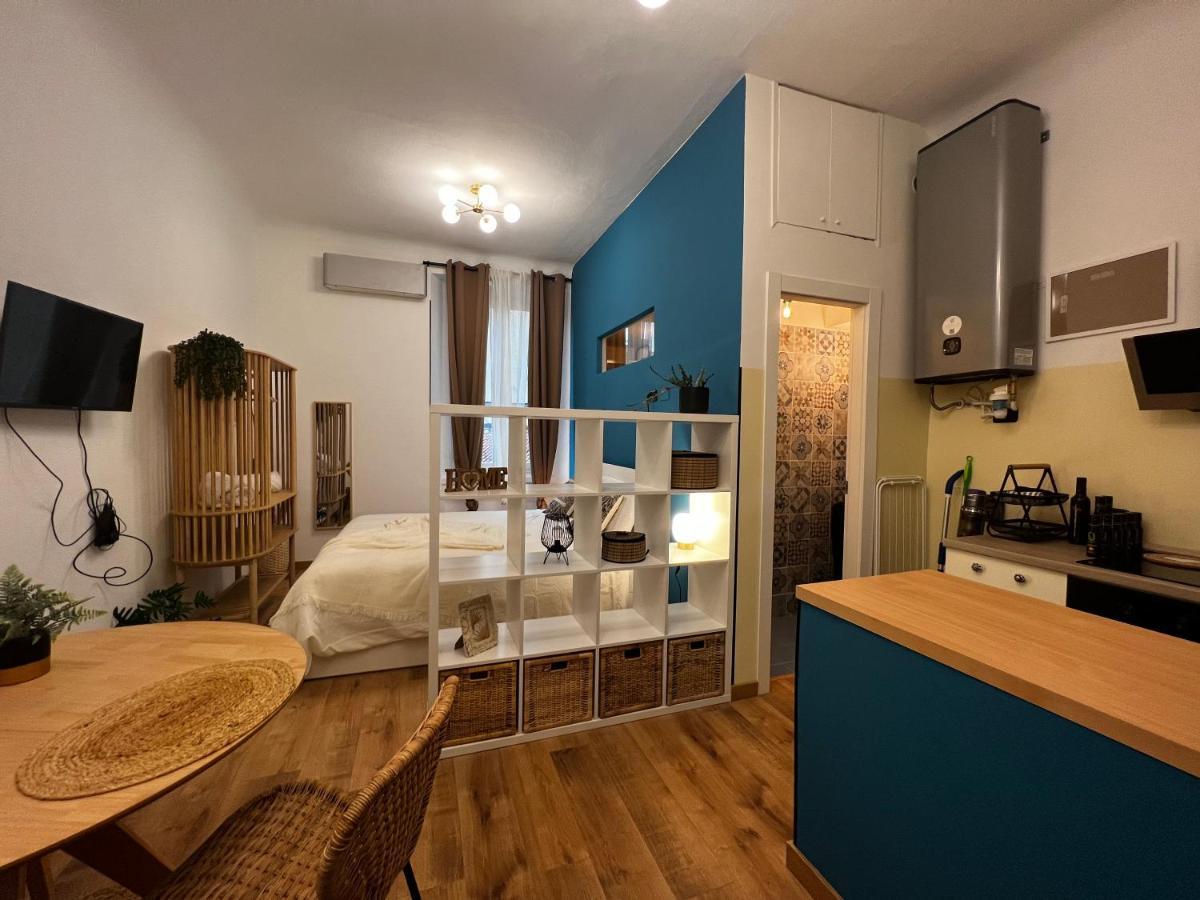 Apartament Regina Milano Ai Navigli - Sky Tv, Wifi And Breakfast Box Zewnętrze zdjęcie