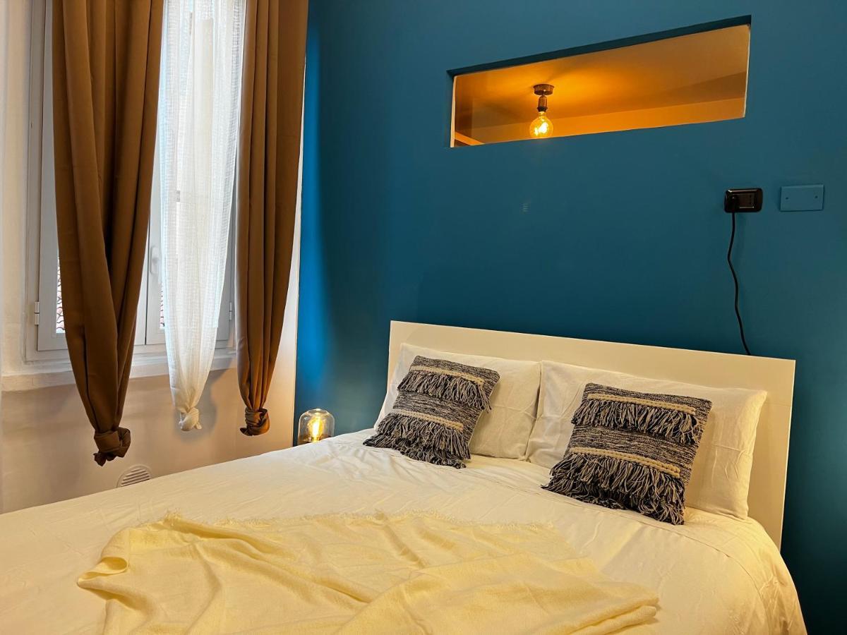 Apartament Regina Milano Ai Navigli - Sky Tv, Wifi And Breakfast Box Zewnętrze zdjęcie